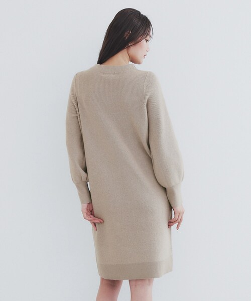 index（インデックス）の「◆《5color》ブローチ付き 畦編みニットワンピース【洗濯機洗い可】（ワンピース・レディース・ブラック系7/ベージュ/ネイビー/ライトグレー/サックスブルー系7・00）」の11枚目の写真