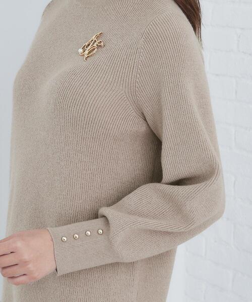 index（インデックス）の「◆《5color》ブローチ付き 畦編みニットワンピース【洗濯機洗い可】（ワンピース・レディース・ブラック系7/ベージュ/ネイビー/ライトグレー/サックスブルー系7・00）」の8枚目の写真