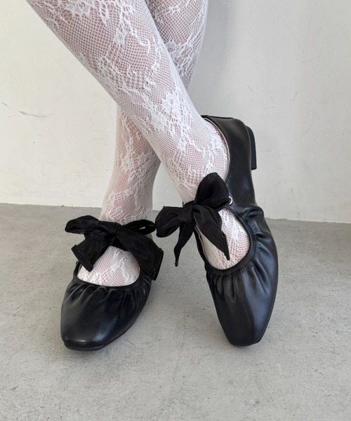 SOLLON.(ソルロン)の「オーガンジーリボンメリージェーンパンプス(パンプス・レディース・ブラック/シルバー・24.5cm/23.5cm/22.5cm)」の13枚目の写真