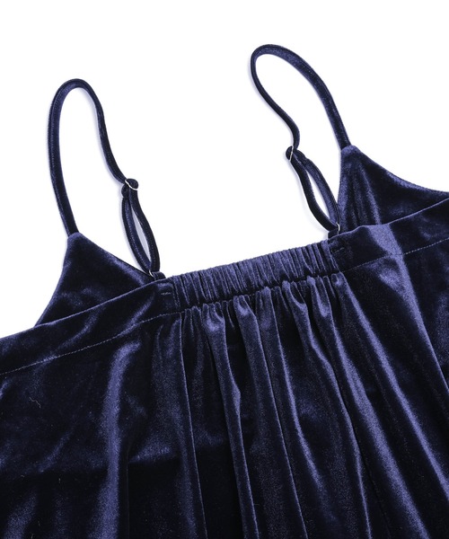 AMELY（エミリー）の「ベロアキャミソール＆ワイドパンツ セットアップ（セットアップ・レディース・ネイビー/ブラウン/ブラック・フリー）」の5枚目の写真