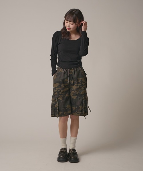 BLANK (ブランク)の「▲Side Gather Lace Tops / サイドギャザーレーストップス(Tシャツ/カットソー・レディース・グレー/ブラック/ホワイト・FREE)」の22枚目の写真
