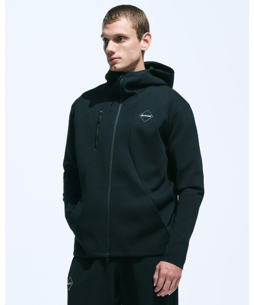 TECH KNIT HOODIE（パーカー）｜F.C.Real Bristol（エフシーレアル