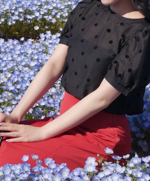 aquagarage（アクアガレージ）の「ドット柄パフスリーブシアーブラウス（シャツ/ブラウス・レディース・ホワイト/ブラック/カーキ・M/L）」の10枚目の写真