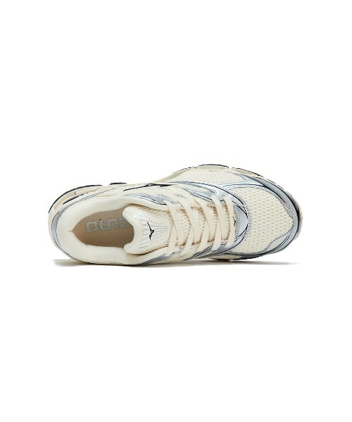 MIZUNO(ミズノ )の「MIZUNO WAVE PROPHECY LS(ミズノ ウエーブプロフェシーLS)(スニーカー・メンズ・ホワイト系・28.5cm/29cm/25.5cm/26cm/26.5cm/27cm/27.5cm/28cm/24.5cm/25cm/23cm/23.5cm/24cm/30cm)」の4枚目の写真