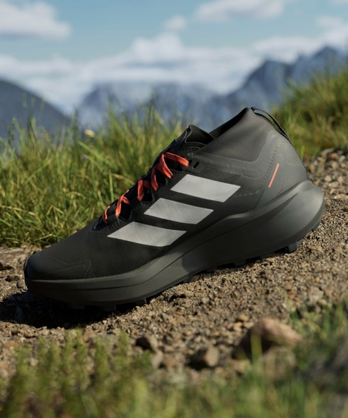 m*a様 ａｄｉｄａｓテレックスアグラヴィックGTX トレイルランニング ブラッ アディダス テレックス アグラヴィック GTX トレイルランニング