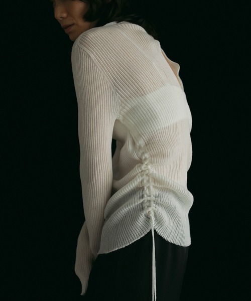 anuke（アンヌーク）の「Side Drawstring Knit（ニット/セーター
