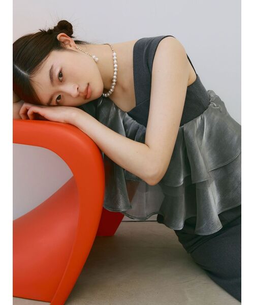 LAGUNAMOON（ラグナムーン）の「LADYフェイクパールビジューショートネックレス（ネックレス・レディース・アイボリー・FREE）」の4枚目の写真