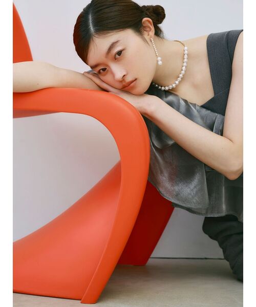 LAGUNAMOON（ラグナムーン）の「LADYフェイクパールビジューショートネックレス（ネックレス・レディース・アイボリー・FREE）」の6枚目の写真