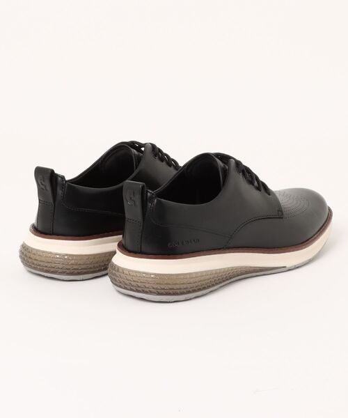 COLE HAAN(コールハーン)の「オリジナルグランド エナジーウィーヴ パーフォレーティッド プレーントゥ オックスフォード mens(スニーカー・メンズ・ブラック・7/7.5/8/8.5/9/9.5/10/10.5/12/11.5/11)」の2枚目の写真