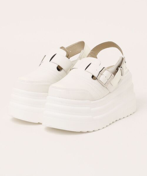 YOSUKE(ヨースケ)の「「YOSUKE/ヨースケ」厚底バックベルトサボサンダル(サンダル・レディース・グリーン系その他/ブラック/アイボリー/ホワイト・22.5/23/23.5/24/24.5/25)」の2枚目の写真