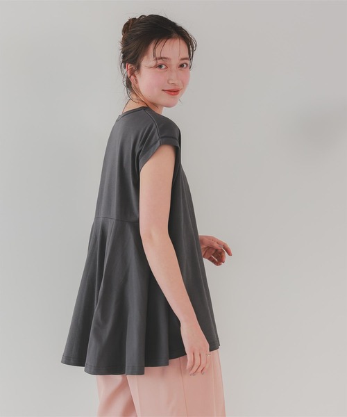 titivate(ティティベイト)の「汗染み防止バックフレアTシャツ(Tシャツ/カットソー・レディース・ブラウン/ライトグリーン/ホワイト/チャコール/ブラック/ローズ・S/M)」の4枚目の写真