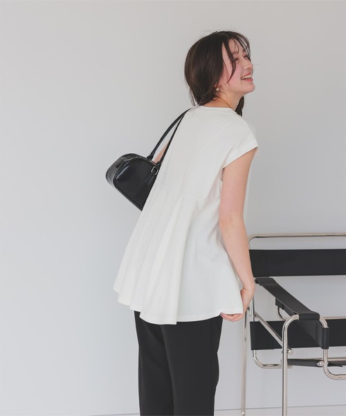 titivate(ティティベイト)の「汗染み防止バックフレアTシャツ(Tシャツ/カットソー・レディース・ブラウン/ライトグリーン/ホワイト/チャコール/ブラック/ローズ・S/M)」の7枚目の写真