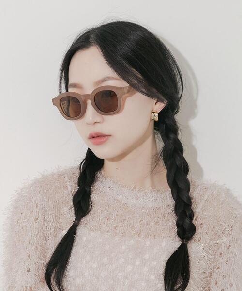 SMELLY（スメリー）の「ワイドフレームサングラス（メガネ・レディース・ブラウン/ブラック/ベージュ・-）」の3枚目の写真