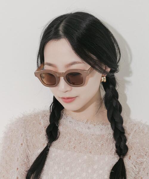 SMELLY（スメリー）の「ワイドフレームサングラス（メガネ・レディース・ブラウン/ブラック/ベージュ・-）」の10枚目の写真