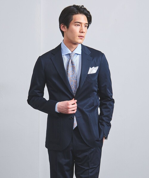 UNITED ARROWS(ユナイテッドアローズ)の「46ゲージ ギャバジン シングル3ボタン テーラードジャケット COMFORT EASY-MODEL -撥水-(テーラードジャケット・メンズ・ネイビー/ダークグレー・50/48/46/44/52)」の3枚目の写真