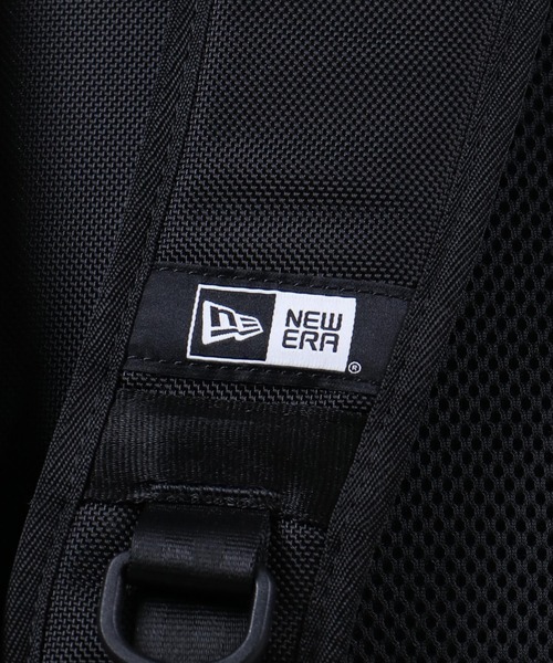 NEW ERA(ニューエラ)の「【NEWERA/ニューエラ】35L大容量バックパック/通学 部活 通勤 旅行/クロスベルト付きリュック(バックパック/リュック・メンズ・ブラック・ONESIZE)」の10枚目の写真