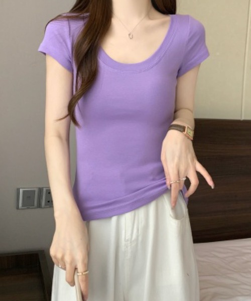 2ly2(トゥーリートゥー)の「選べる豊富なカラー!シンプル&ベーシックTシャツ(Tシャツ/カットソー・レディース・ホワイト/ライトブルー/ブラック/ダークグリーン/ベージュ/パープル/ネイビー/ブラウン/グレー/カーキ/ピンク/ライム/イエロー/グリーン/ダークグレー/ミント/ボルドー/モカ/グレー系その他/ピンク系その他/ライトピンク/ライトベージュ/テラコッタ・FREE)」の18枚目の写真