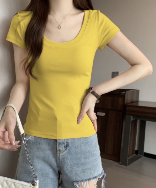 2ly2(トゥーリートゥー)の「選べる豊富なカラー!シンプル&ベーシックTシャツ(Tシャツ/カットソー・レディース・ホワイト/ライトブルー/ブラック/ダークグリーン/ベージュ/パープル/ネイビー/ブラウン/グレー/カーキ/ピンク/ライム/イエロー/グリーン/ダークグレー/ミント/ボルドー/モカ/グレー系その他/ピンク系その他/ライトピンク/ライトベージュ/テラコッタ・FREE)」の19枚目の写真