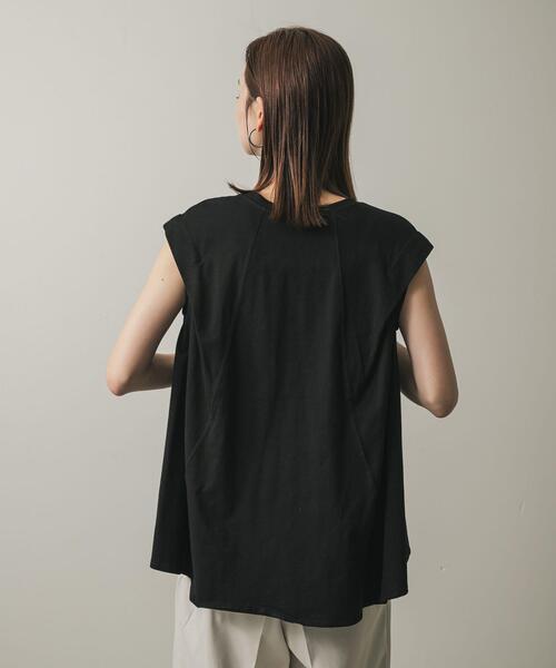 SENSE OF PLACE by URBAN RESEARCH(センスオブプレイスバイアーバンリサーチ)の「ショルダータックフレアカットトップ(Tシャツ/カットソー・レディース・グリーン/ブラック/オフホワイト・ONE)」の14枚目の写真