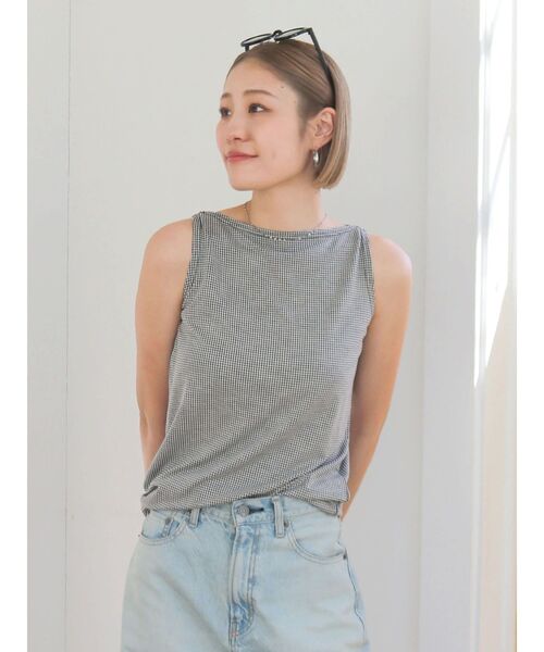 Ungrid(アングリッド)の「ショルダータックボックスシルエットタンクトップ(タンクトップ・レディース・その他1/ブラック/オフホワイト・FREE)」の11枚目の写真