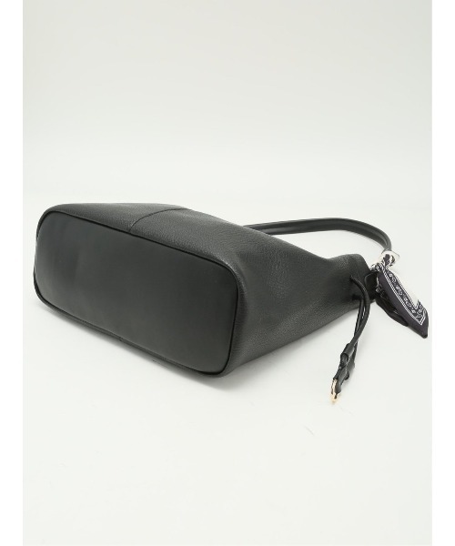 m.f.editorial(エムエフエディトリアル)の「【天巾着マグネット付き】スカーフ付き ワンショルダーバッグ(ショルダーバッグ・レディース・ベージュ/ブラック・FREE)」の12枚目の写真