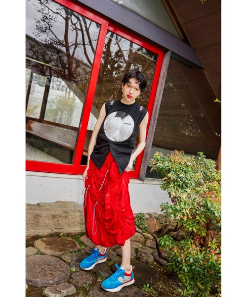 OMMO(オーエムエムオー)の「BALLOON PHOTO TANK(Tシャツ/カットソー・レディース・ブラック/ホワイト・FREE)」の20枚目の写真