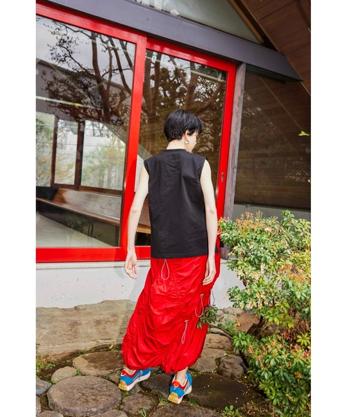 OMMO(オーエムエムオー)の「BALLOON PHOTO TANK(Tシャツ/カットソー・レディース・ブラック/ホワイト・FREE)」の22枚目の写真