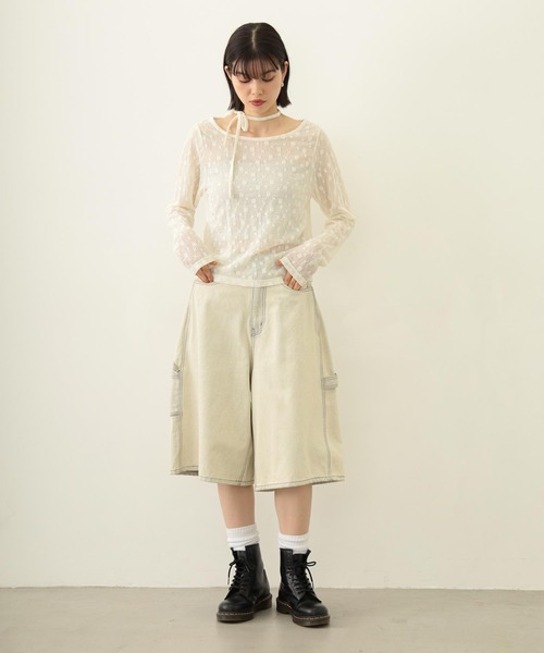 MILKFED.（ミルクフェド）の「PAINTER BAGGY SHORTS（デニムパンツ・レディース・オフホワイト/ブラック/ライトインディゴブルー・S/M）」の17枚目の写真
