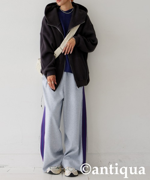 antiqua(アンティカ)の「配色ライン パンツ(その他パンツ・レディース・ネイビー/ブラック/グレー・ONESIZE)」の21枚目の写真