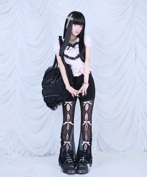Ribbon and stone front open tulle pants（その他パンツ）｜AVENCHUMU
