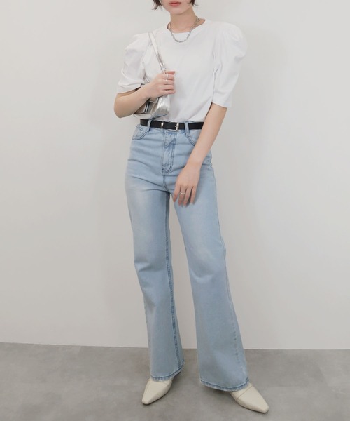 Reurie'(レウリィ)の「【ZOZO限定】パフスリーブT/puff sleeveT 半袖 カットソー Tシャツ アイボリー ブラック 大人カジュアル シンプル 夏トップス(Tシャツ/カットソー・レディース・アイボリー/ブラック・FREE)」の19枚目の写真