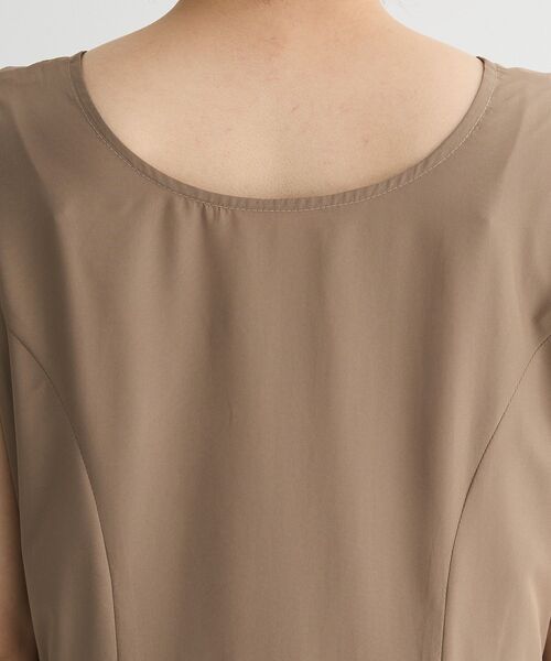 ELENCARE DUE（エレンカーレデュエ）の「・ELENCARE DUE ドロストティアードワンピ（ワンピース・レディース・オフホワイト/ダークベージュ/ブラック・FREE）」の12枚目の写真