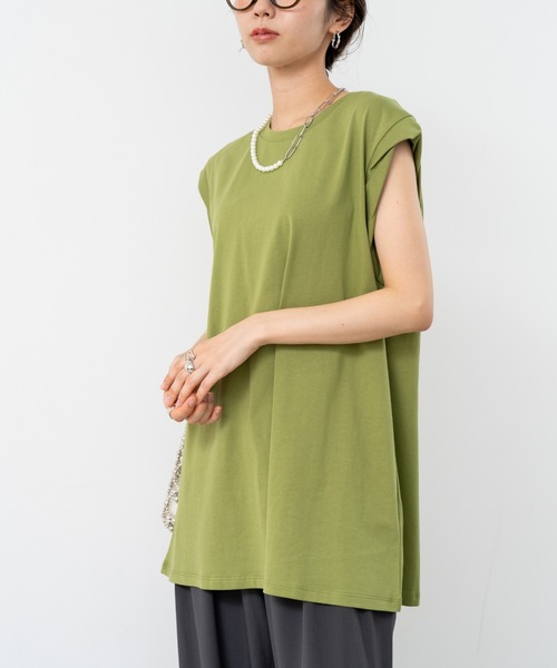 refinedworks(リファインドワークス)の「【refinedworks】肩回りカバーしてくれる ノースリトップス!(Tシャツ/カットソー・レディース・カーキ/ホワイト/ブラック・FREE)」の3枚目の写真