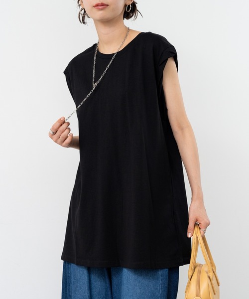 refinedworks(リファインドワークス)の「【refinedworks】肩回りカバーしてくれる ノースリトップス!(Tシャツ/カットソー・レディース・カーキ/ホワイト/ブラック・FREE)」の2枚目の写真