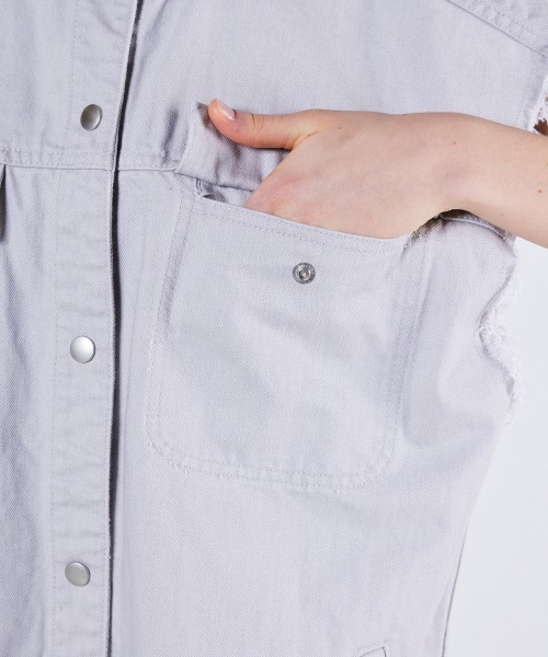 DOUBLE STANDARD CLOTHING（ダブルスタンダードクロージング）の「12ozノースリーブデニムジャケット（ベスト・レディース・ライトグレー・FREE）」の11枚目の写真