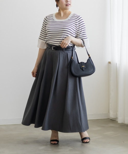 CLETTE(クレット)の「袖シフォンクルーネックニット(ニット/セーター・レディース・ホワイト系その他/オフホワイト/ブラック系その他/ブラック・LL/3L/4L)」の10枚目の写真