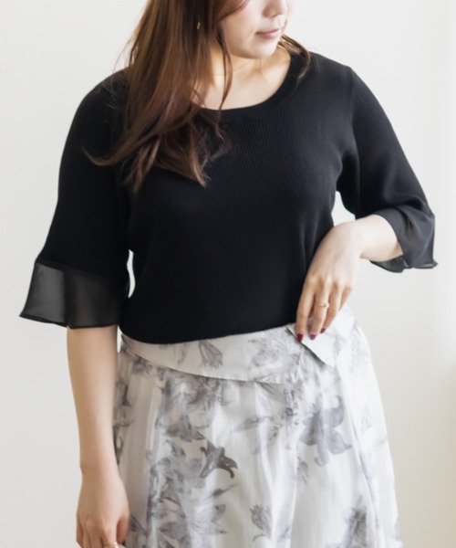 CLETTE(クレット)の「袖シフォンクルーネックニット(ニット/セーター・レディース・ホワイト系その他/オフホワイト/ブラック系その他/ブラック・LL/3L/4L)」の14枚目の写真