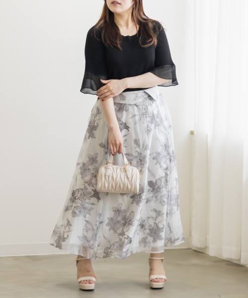 CLETTE(クレット)の「袖シフォンクルーネックニット(ニット/セーター・レディース・ホワイト系その他/オフホワイト/ブラック系その他/ブラック・LL/3L/4L)」の16枚目の写真