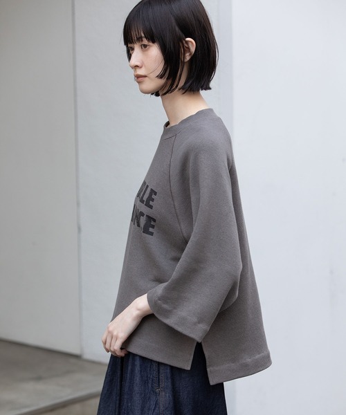 Munich（ミューニック）の「ルーズ裏毛ロゴプリントプルオーバー（スウェット・レディース・モカ/ダークベージュ/ベージュ・FREE）」の13枚目の写真