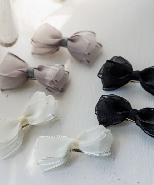 flower（フラワー）の「リボンパピヨンピン(2pc)（ヘアピン・レディース・アイボリー/ブラック/グレー・FREE）」の2枚目の写真
