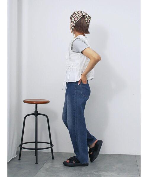 ehka sopo（エヘカソポ）の「フリルノースリーブブラウス（シャツ/ブラウス・レディース・オフホワイト/ブラック/サックスブルー/グリーン・F）」の8枚目の写真