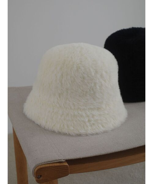 LAGUNAMOON(ラグナムーン)の「ファーライクバケットハット(ハット・レディース・アイボリー/ブラック・FREE)」の1枚目の写真