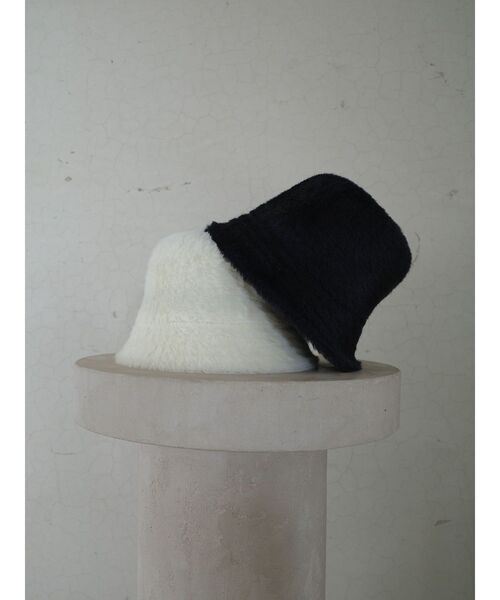 LAGUNAMOON(ラグナムーン)の「ファーライクバケットハット(ハット・レディース・アイボリー/ブラック・FREE)」の16枚目の写真