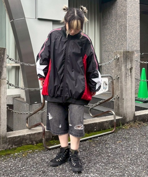 Candy Stripper（キャンディストリッパー）の「RACING NYLON TRACK ZIP UP ジャケット（ナイロンジャケット・レディース・ベージュ/ネイビー/ブラック・FREE）」の16枚目の写真