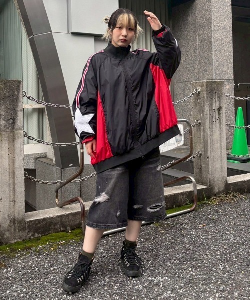 Candy Stripper（キャンディストリッパー）の「RACING NYLON TRACK ZIP UP ジャケット（ナイロンジャケット・レディース・ベージュ/ネイビー/ブラック・FREE）」の17枚目の写真