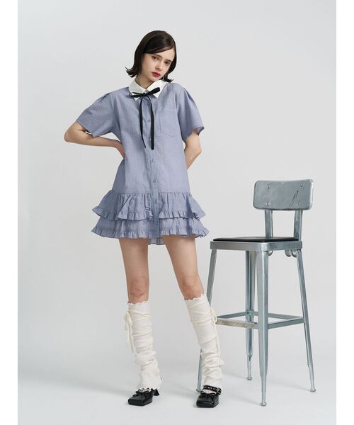 jouetie（ジュエティ）の「リボンタイヘムフリルチュニックシャツ（シャツワンピース・レディース・オフホワイト/ブルー・MEDIUM）」の8枚目の写真