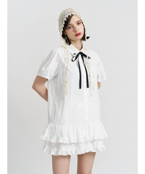 jouetie（ジュエティ）の「リボンタイヘムフリルチュニックシャツ（シャツワンピース・レディース・オフホワイト/ブルー・MEDIUM）」の5枚目の写真