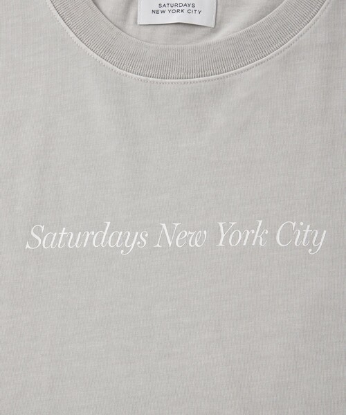 Saturdays NYC（サタデーズ ニューヨークシティ ）の「Pigment Dyed Headline SS T-Shirt（Tシャツ/カットソー・メンズ・グリーン/キナリ/オレンジ・M/L/S/XL）」の8枚目の写真