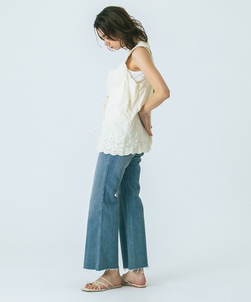 HLAADA(フラーダ)の「(HLAADA for ROSEBUD)EMBROIDERY GILET(ベスト・レディース・ブラック/ホワイト・ONE SIZE)」の15枚目の写真