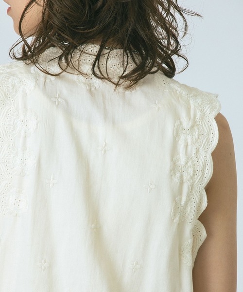 HLAADA(フラーダ)の「(HLAADA for ROSEBUD)EMBROIDERY GILET(ベスト・レディース・ブラック/ホワイト・ONE SIZE)」の9枚目の写真